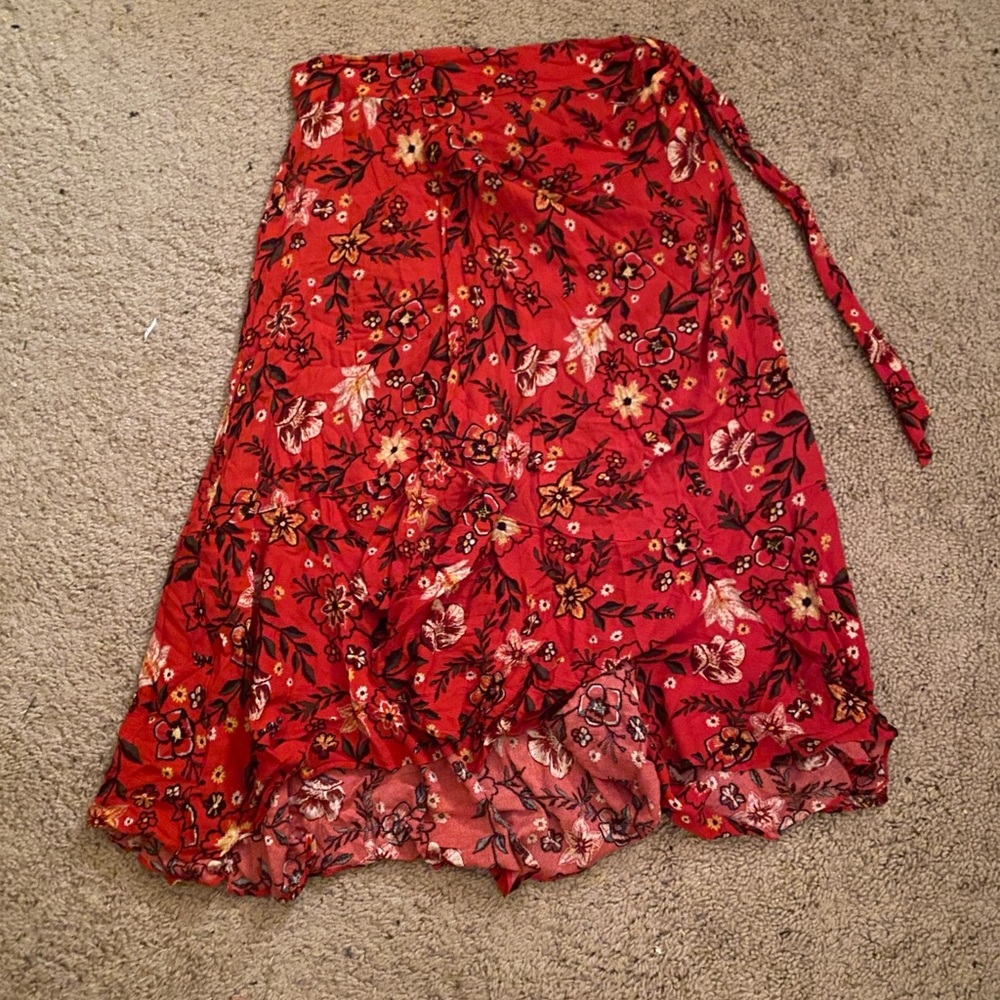 Shyanne Red Floral Asymmetrical Skirt